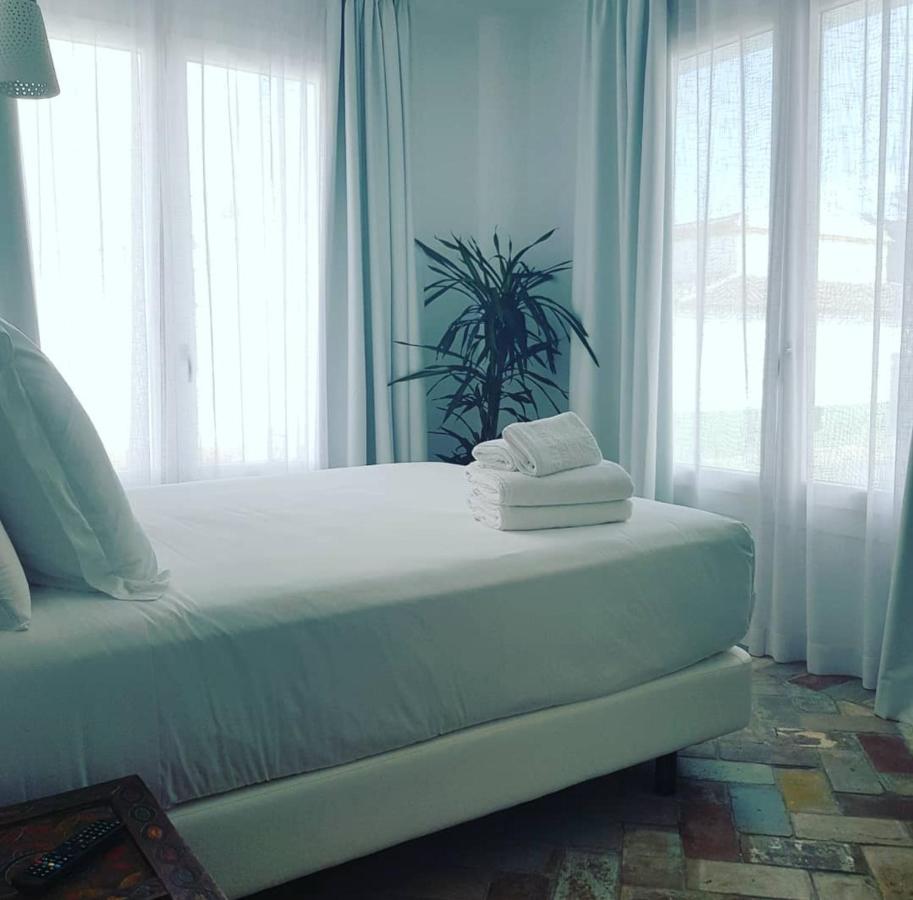Casapuerta El Refugio Hotel Захара де лос Атунес Екстериор снимка